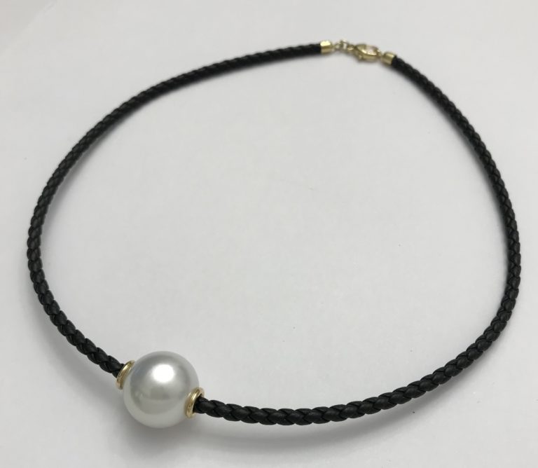 Pearl Necklace - Tutera Jewelry Design