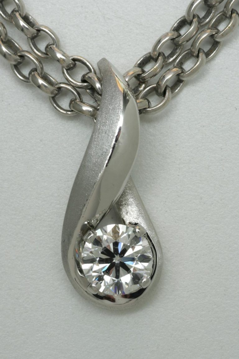 Diamond Necklace - Tutera Jewelry Design