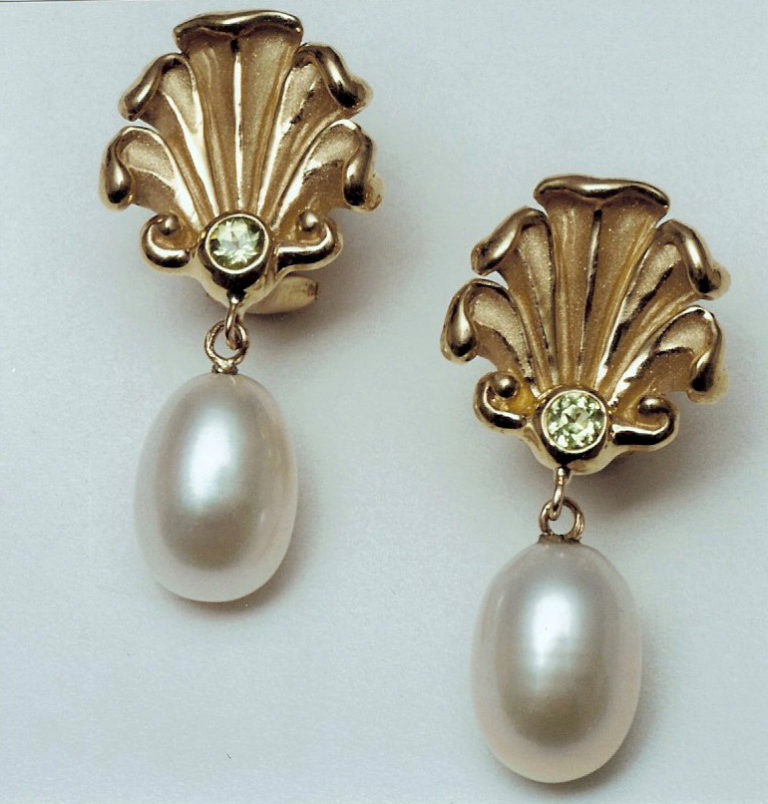 Pearl Earrings - Tutera Jewelry Design